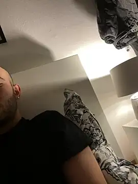 Snapshot of francy242 chatting on November 9, 2025, 1:53 am francy242 online show from November 9, 2025, 1:53 am