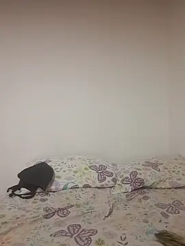 VikysDavis online show from April 18, 2026, 2:58 am