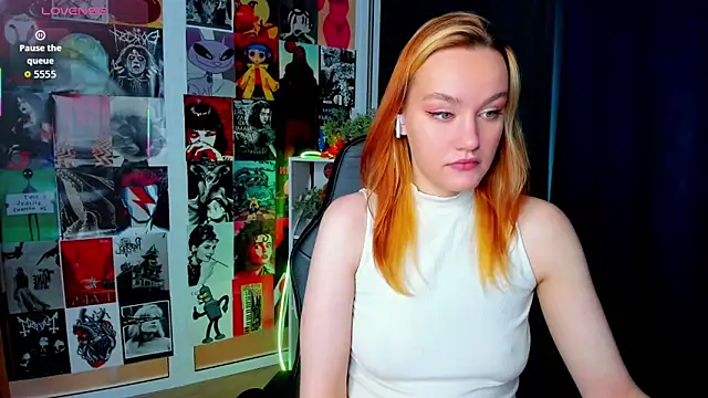 Ida FaneStain online show from November 14, 2025, 3:10 am