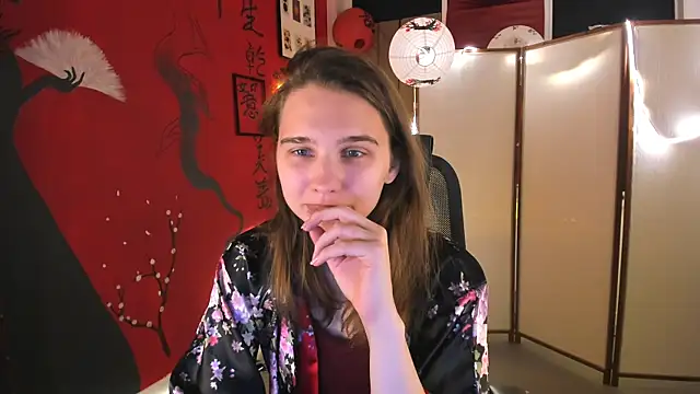 Snapshot of TessaMill chatting on September 30, 2025, 5:13 am TessaMill online show from September 30, 2025, 5:13 am