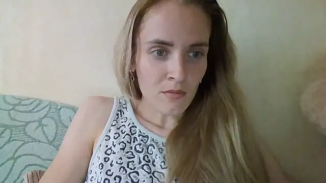 Snapshot of JayeTyler chatting on June 18, 2026, 7:40 am JayeTyler online show from June 18, 2026, 7:40 am