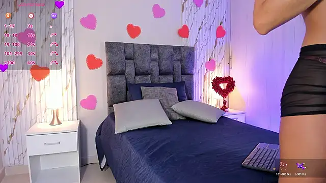 Snapshot of MissVioleet_ chatting on February 23, 2026, 4:51 pm MissVioleet online show from February 23, 2026, 4:51 pm