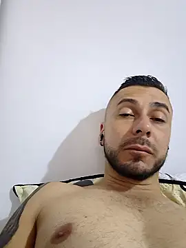Snapshot of deibyzapata chatting on March 27, 2026, 12:41 am deibyzapata online show from March 27, 2026, 12:41 am