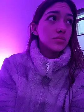 Victoria Beaumont online show from April 2, 2026, 11:50 am