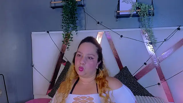 JenaCooper  online show from March 28, 2026, 2:56 am