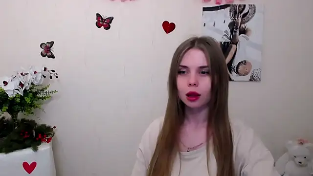Snapshot of OceanicDawn chatting on May 5, 2026, 7:11 am OceanicDawn online show from May 5, 2026, 7:11 am