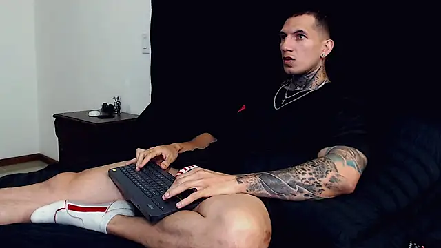 Shane Clay online show from October 7, 2025, 2:40 pm