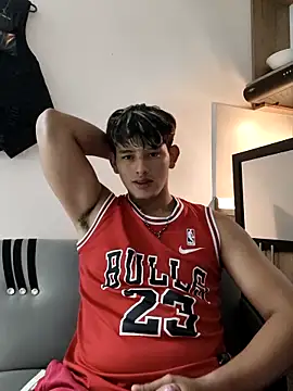 Snapshot of Hiroshi_Shen chatting on December 22, 2025, 11:16 pm Hiroshi Shen online show from December 22, 2025, 11:16 pm