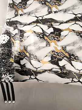 Snapshot of Hiroshi_Shen chatting on December 19, 2025, 1:02 pm Hiroshi Shen online show from December 19, 2025, 1:02 pm