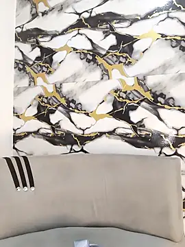 Snapshot of Hiroshi_Shen chatting on December 18, 2025, 11:14 am Hiroshi Shen online show from December 18, 2025, 11:14 am