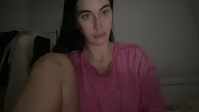 Snapshot of Talyo19 chatting on November 17, 2025, 10:14 pm Talyo19 online show from November 17, 2025, 10:14 pm