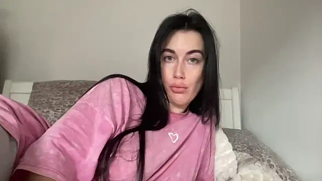 Snapshot of Talyo19 chatting on November 9, 2025, 10:52 am Talyo19 online show from November 9, 2025, 10:52 am