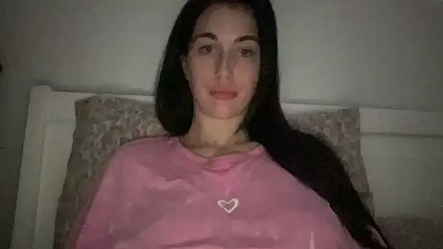 Snapshot of Talyo19 chatting on November 13, 2025, 10:35 pm Talyo19 online show from November 13, 2025, 10:35 pm