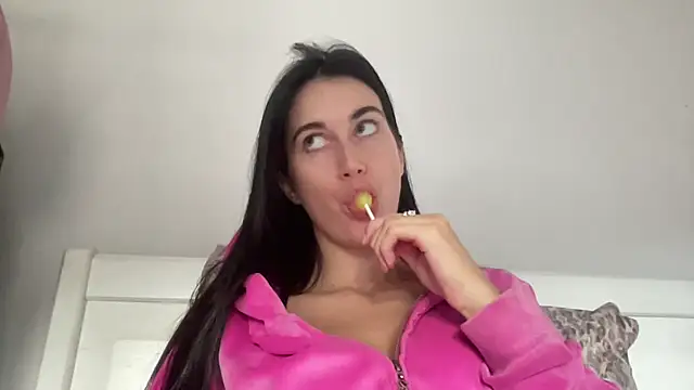 Snapshot of Talyo19 chatting on October 27, 2025, 12:50 pm Talyo19 online show from October 27, 2025, 12:50 pm