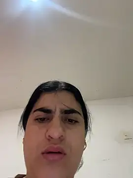 Snapshot of DAMSEL_30 chatting on April 1, 2026, 11:22 am DAMSEL 30 online show from April 1, 2026, 11:22 am