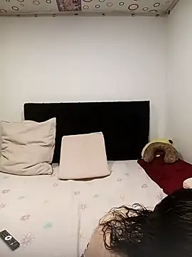 queemking online show from January 6, 2026, 12:03 am