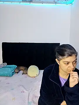 queemking online show from January 18, 2026, 1:20 am