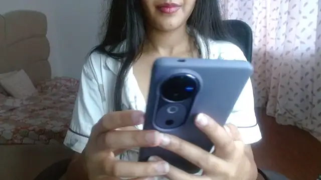 Snapshot of Mini_Meera chatting on September 10, 2025, 3:49 am Mini Meera online show from September 10, 2025, 3:49 am