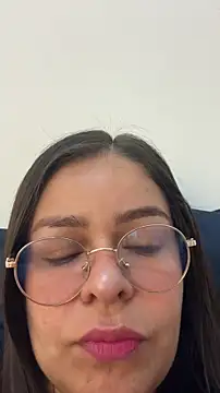 sweet shadil  online show from March 11, 2026, 11:04 am