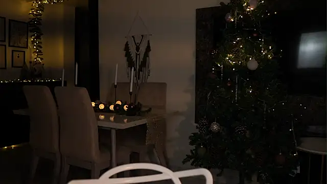 Snapshot of isabella-garcia- chatting on December 3, 2025, 12:55 am isabella-garcia- online show from December 3, 2025, 12:55 am