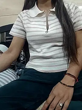 dollysapna1 online show from January 9, 2026, 4:52 am