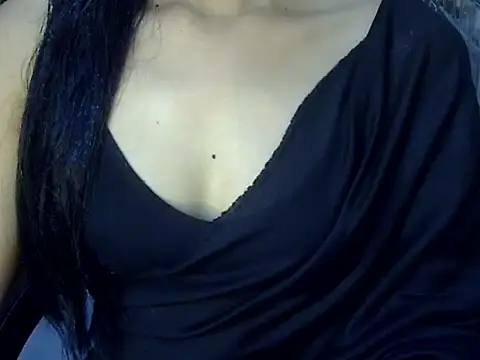 lovepihuu online show from March 7, 2026, 6:42 am