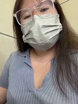 Snapshot of ariel_613 chatting on October 8, 2025, 10:50 am ariel 613 online show from October 8, 2025, 10:50 am