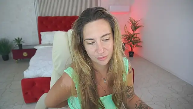 KateShanny online show from July 25, 2026, 6:32 am