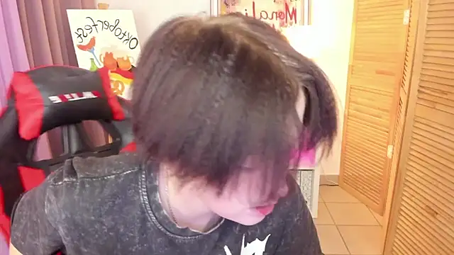 Snapshot of ayakskalermonss chatting on October 2, 2025, 2:20 pm ayakskalermonss online show from October 2, 2025, 2:20 pm