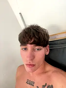 naughtyboy0124 online show from December 3, 2025, 1:54 pm