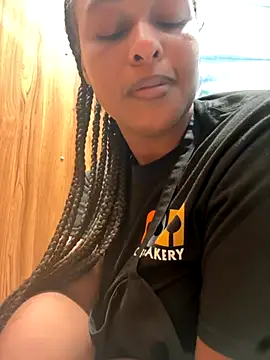 Snapshot of yummy0322 chatting on September 10, 2025, 12:59 pm yummy0322 online show from September 10, 2025, 12:59 pm