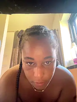 Snapshot of yummy0322 chatting on September 13, 2025, 2:06 pm yummy0322 online show from September 13, 2025, 2:06 pm