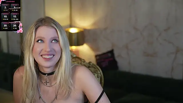 Scarlett Sweet054 online show from December 13, 2025, 8:04 pm