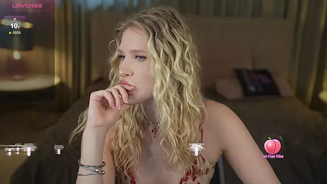 Scarlett Sweet054 online show from April 8, 2026, 3:02 pm