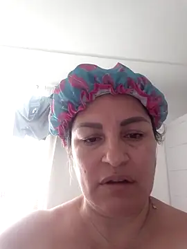 carolinacrus01 online show from September 9, 2025, 12:03 pm