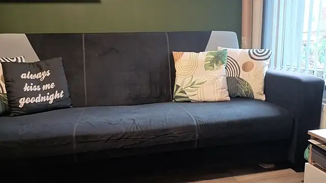 Eveline Beauty Kitty online show from November 27, 2025, 10:27 am