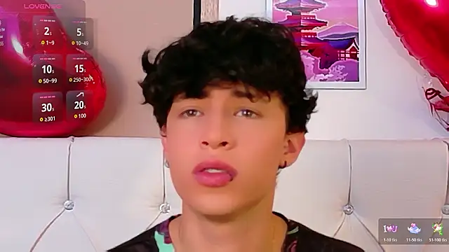 Axel  Evans online show from February 26, 2026, 1:11 pm