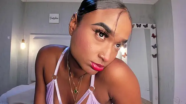 EsmeraldaNyx online show from October 1, 2025, 9:29 pm