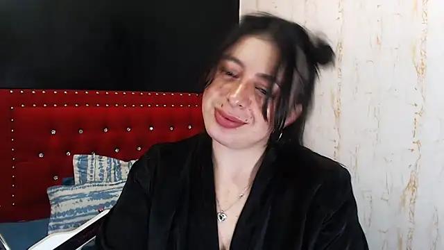 Snapshot of MiaKimky chatting on November 9, 2025, 4:38 am MiaKimky online show from November 9, 2025, 4:38 am