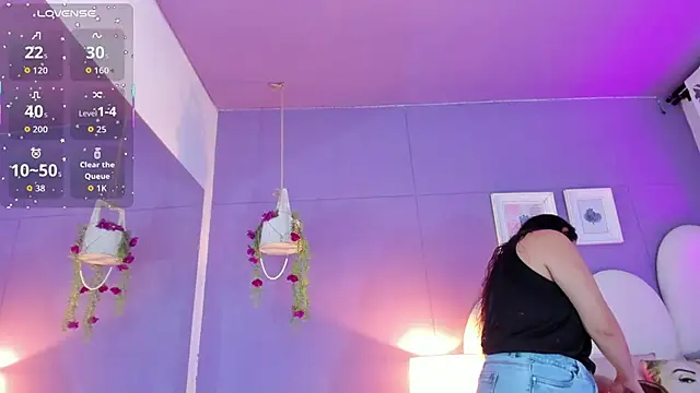 Snapshot of my_aleja_ chatting on November 23, 2025, 1:32 pm my aleja online show from November 23, 2025, 1:32 pm