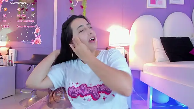 Snapshot of my_aleja_ chatting on October 17, 2025, 1:35 pm my aleja online show from October 17, 2025, 1:35 pm