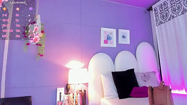 Snapshot of my_aleja_ chatting on October 30, 2025, 12:36 pm my aleja online show from October 30, 2025, 12:36 pm