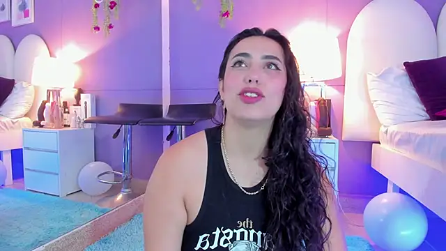 Snapshot of my_aleja_ chatting on October 4, 2025, 1:01 pm my aleja online show from October 4, 2025, 1:01 pm