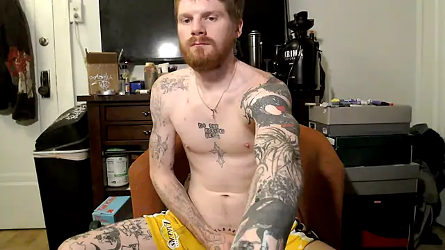 Snapshot of Magnetic127 chatting on April 4, 2026, 2:18 am Magnetic127 online show from April 4, 2026, 2:18 am