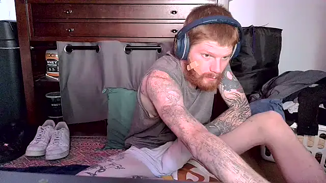 Snapshot of Magnetic127 chatting on November 11, 2025, 8:25 pm Magnetic127 online show from November 11, 2025, 8:25 pm