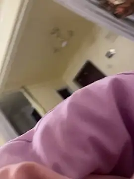 xinmeng-000 online show from February 22, 2026, 7:15 pm