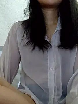 Maria2299 online show from April 7, 2026, 10:11 pm