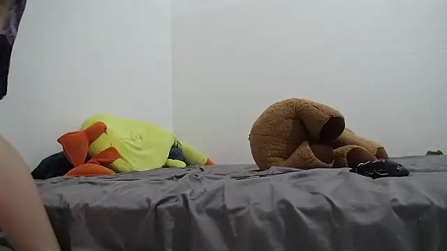 Grass 99 online show from April 4, 2026, 4:35 pm