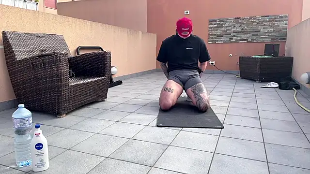 youngAlphaCouple online show from March 23, 2026, 8:03 am