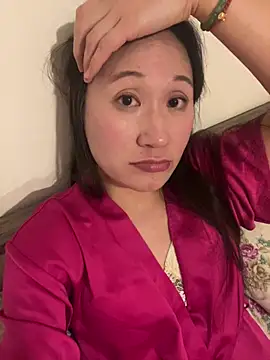 evachinoise online show from April 20, 2026, 8:10 pm